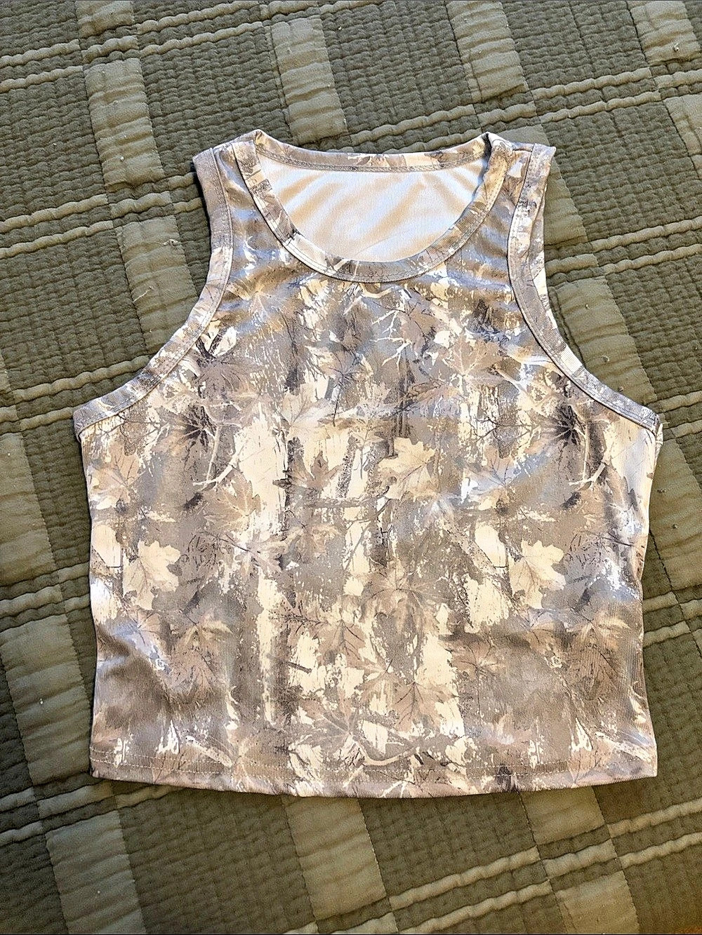 Camo crop tank